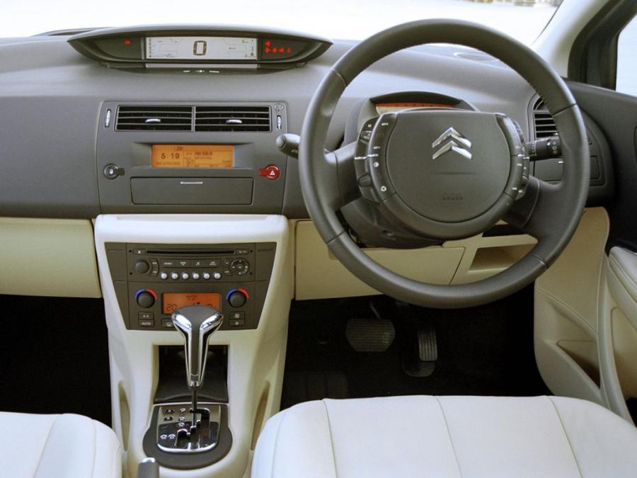  Citroen C4 Berline 2004 года  (AU) (фото 10 из 16)